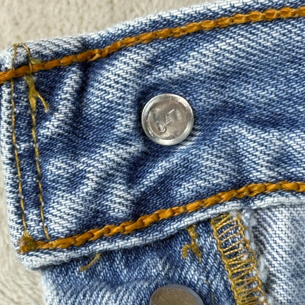 Levi's 501 Jeans Mens 38x30 (Fits 36x29) Light Wash Button Fly 2002 Y2K - Picture 9 of 16